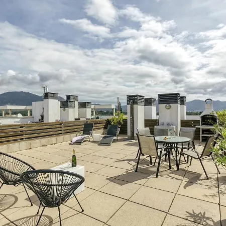 Atico Terraza Apartment